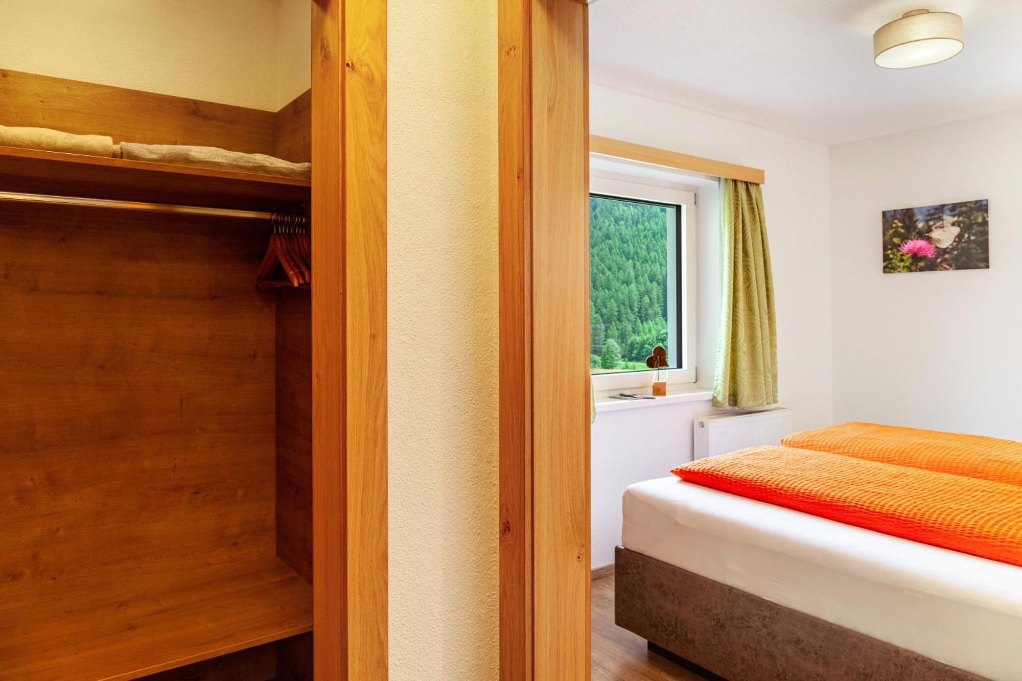 Haus Alpenheim Apartment 3 ทักซ์ ภายนอก รูปภาพ