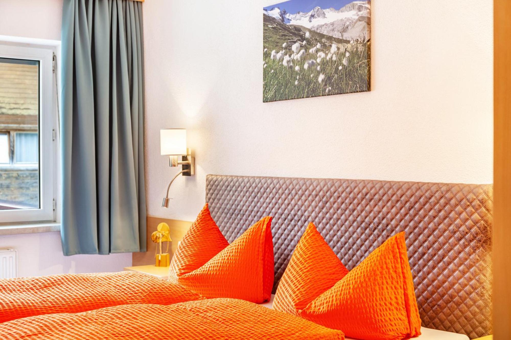 Haus Alpenheim Apartment 3 ทักซ์ ภายนอก รูปภาพ